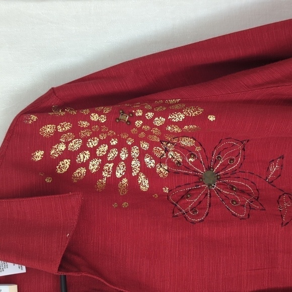 Alfred Dunner Red Metallic Gold Floral Beaded Button Up Layering Top Size 18W - Picture 3 of 8